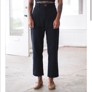 🇨🇦Beaton Linen Utility Pants - size 12 but fit like size 8 or 10